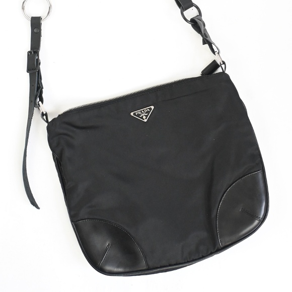 Authentic PRADA Tessuto Nylon messenger bag  with custom strap - Picture 2 of 6